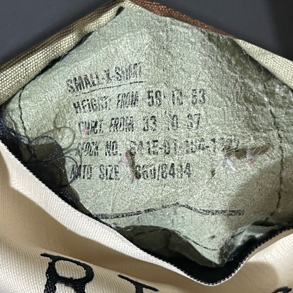 Riley Custom Cropped Camouflage Jacket with Patches - Picture 4 of 6